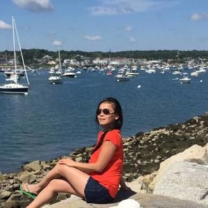 Meet your Posher, Amy